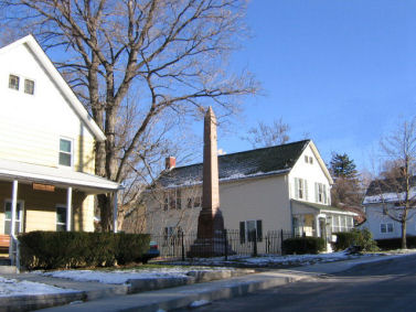 photo of Hambletonian monument